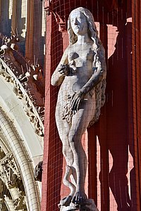 Die Originale von Adam und Eva an der Marienkapelle stehen im Museum für Franken Die Originale von Adam und Eva an der Marienkapelle stehen im Museum für Franken