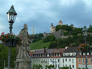 Würzburg - Festung Marienberg von der Alten Mainbrücke
